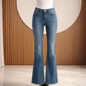 Levi’s Demi curve Flared Women's Jeans - light Blue SIZE 28